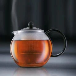Bodum Tee-Kanne Assam 1844-01 Glas, Mit Kunststoff-Sieb, French Press, Schwarz, 1,0 L -Küche Fach Geschäft 1c5fa9695581c8b72f252ce4fe554353444b48f1 tee kanne bodum assam 1844 01 glas