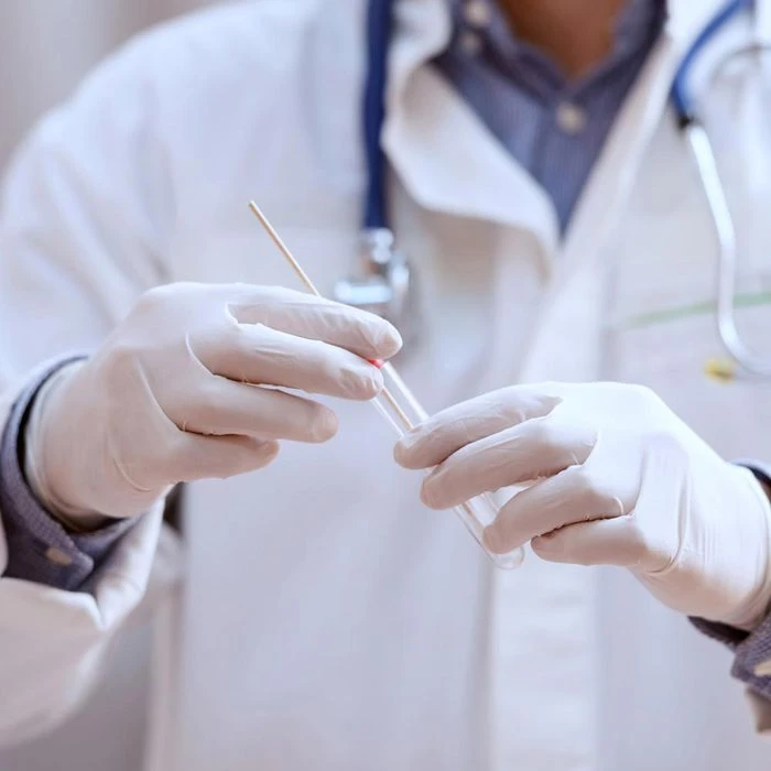 Franz-Mensch Einmalhandschuhe Safe Light, 27059, Nitril, Puderfrei, Weiß, 100 Stück, Größe M 4 Franz-Mensch Einmalhandschuhe Safe Light, 27059, Nitril, Puderfrei, Weiß, 100 Stück, Größe M – Bild 2